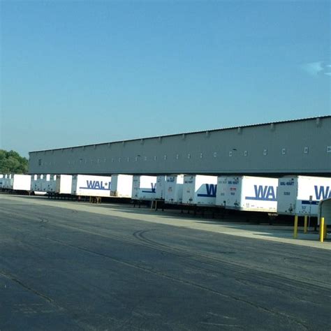 <b>Walmart</b> <b>Distribution Center</b>'s HR department is led by Michelle Perez (Human Resources Manager) and has 701 employees. . Walmart dc 6054